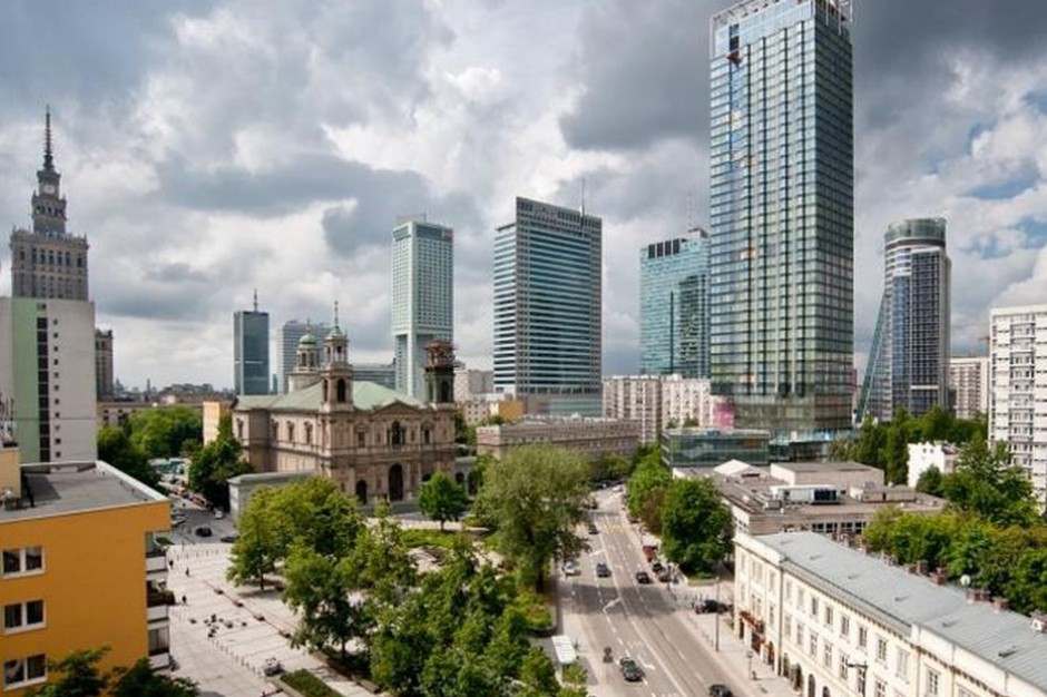 Cosmopolitan Twarda, fot. Tacit Investment Apartamentowiec Cosmopolitan Twarda z kolejnymi najemcami