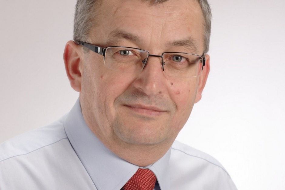 Minister Infrastruktury i Budownictwa Andrzej Adamczyk Mieszkanie Plus. Będą umowy na budowę kilkuset mieszkań