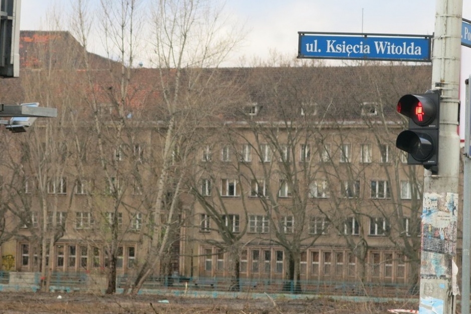 W pobliżu skrzyżowania ul. Księcia Witolda i Pomorskiej będą mieszkania oraz pasaż handlowo-biurowy. Fot. wroclaw.pl Wrocław: Na dawnym lodowisku powstaną mieszkania