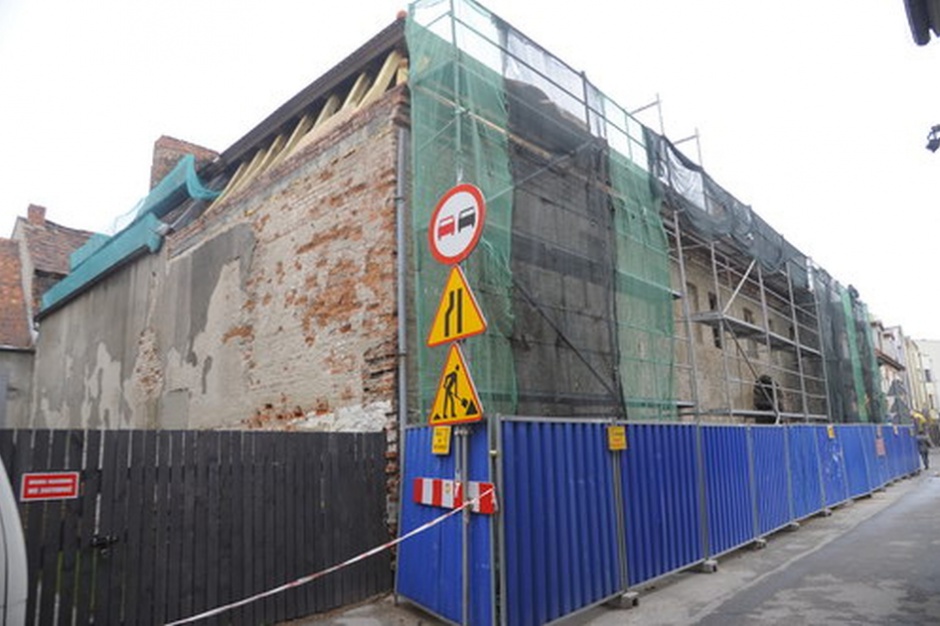 Fot. bydgoszcz.pl Bydgoszcz: Wspólnota mieszkaniowa remontuje dach
