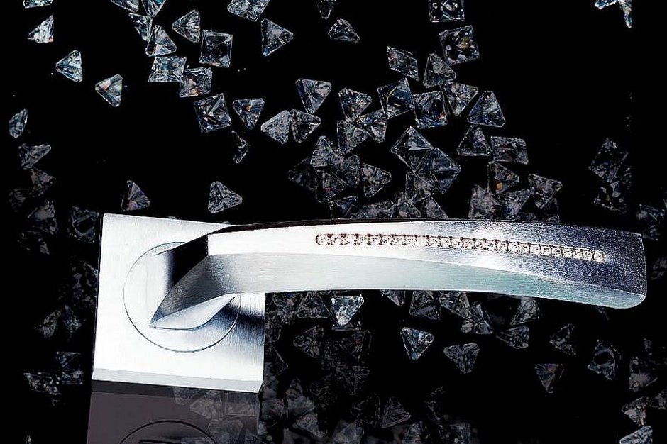 Model Diamond Swarovski. Fot. Häfele Wyróżnij się detalem. Wybierz swoją klamkę