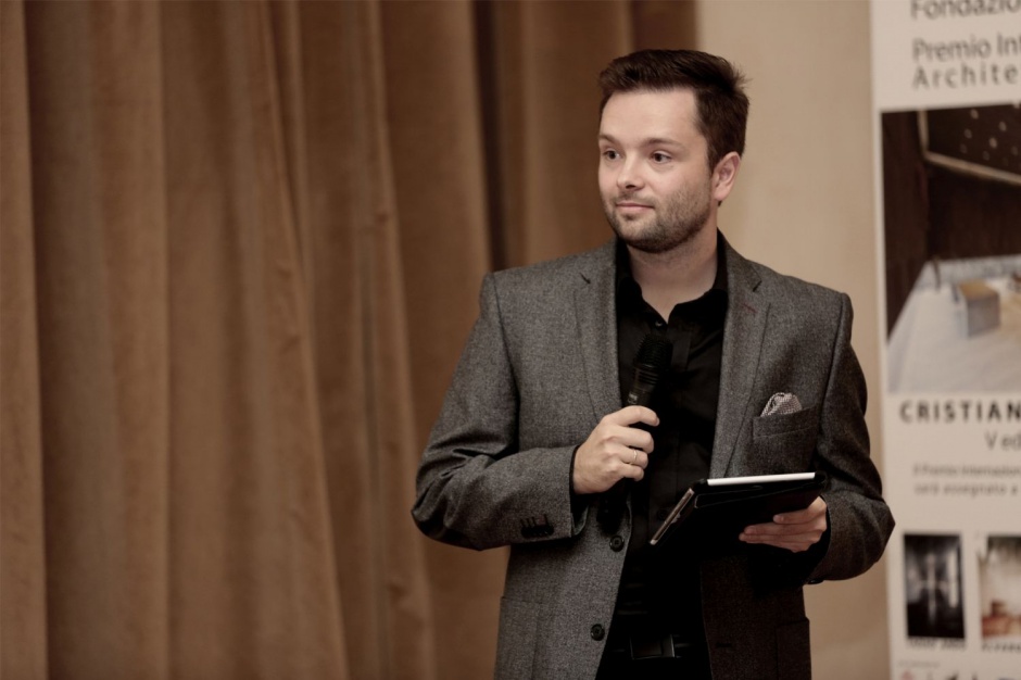 Damian Hołownia z H+ Architektura Dom szyty na miarę