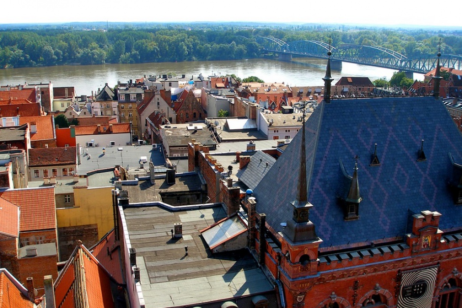Toruń, fot. Pixabay Wynajem lub MdM. Rynek mieszkaniowy w Toruniu i Bydgoszczy