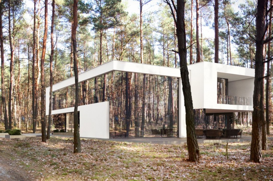 Lustrzany Dom. Projekt: Reform Architekt Marcin Tomaszewski. Fot. reformarchitekt.pl Lustrzany dom w środku lasu