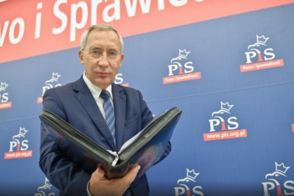 Wiceminister infrastruktury i budownictwa Kazimierz Smoliński (fot.pis.org.pl) MIB: Polska potrzebuje około 300 tys. nowych mieszkań rocznie