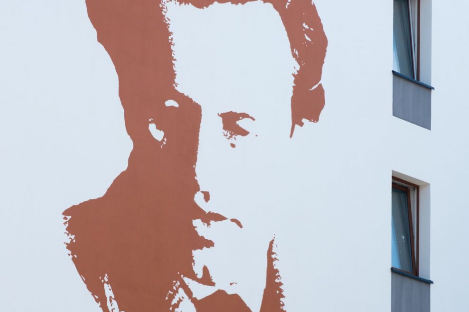 Mural - Hilary Krzysztofiak. Fot. Mat. prasowe Nowy mural zdobi Żoliborz Artystyczny