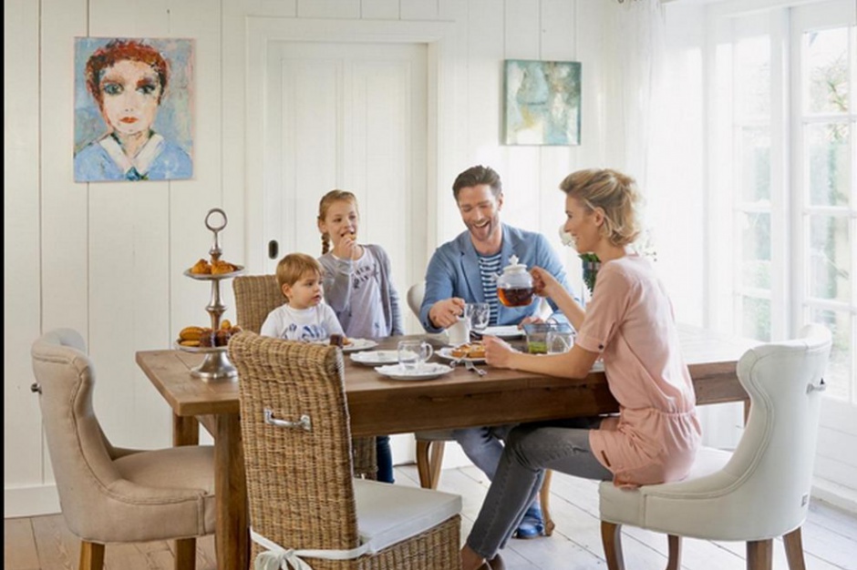 Fot. www.houseandmore.pl Letni wypoczynek w stylu Hamptons