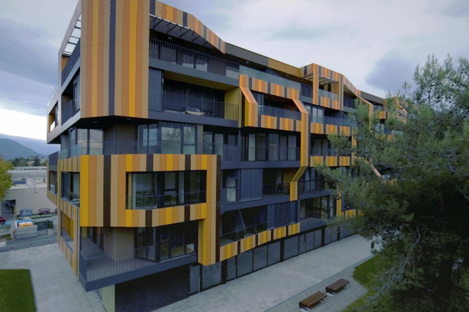 Lace Apartaments. Projekt: OFIS Arhitekti, www.ofis-a.si. Fot. Tomaz Gregoric Lace Apartments: Apartamenty w śródziemnomorskich barwach