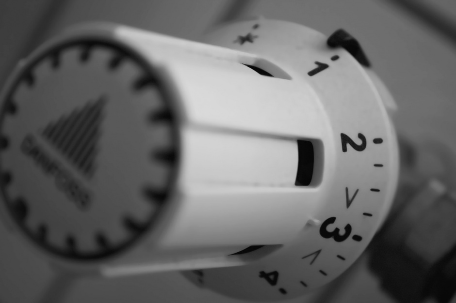 Tauron Ciepło będzie podejmować strategiczne decyzje w Energetyce Cieszyńskiej. Fot. Shutterstock Tauron przejmuje Energetykę Cieszyńską. Będzie ciepło dla firm i dla domów