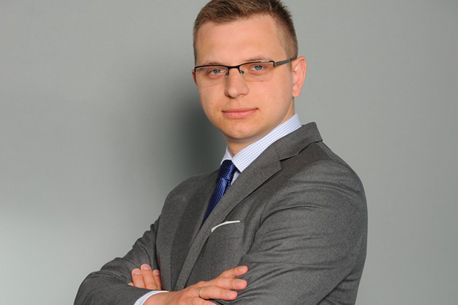 Michał Urbański, adwokat w Zespole Nieruchomości kancelarii Jara Drapała & Partners. Kiedy mieszkanie na wynajem, a kiedy aparthotel?