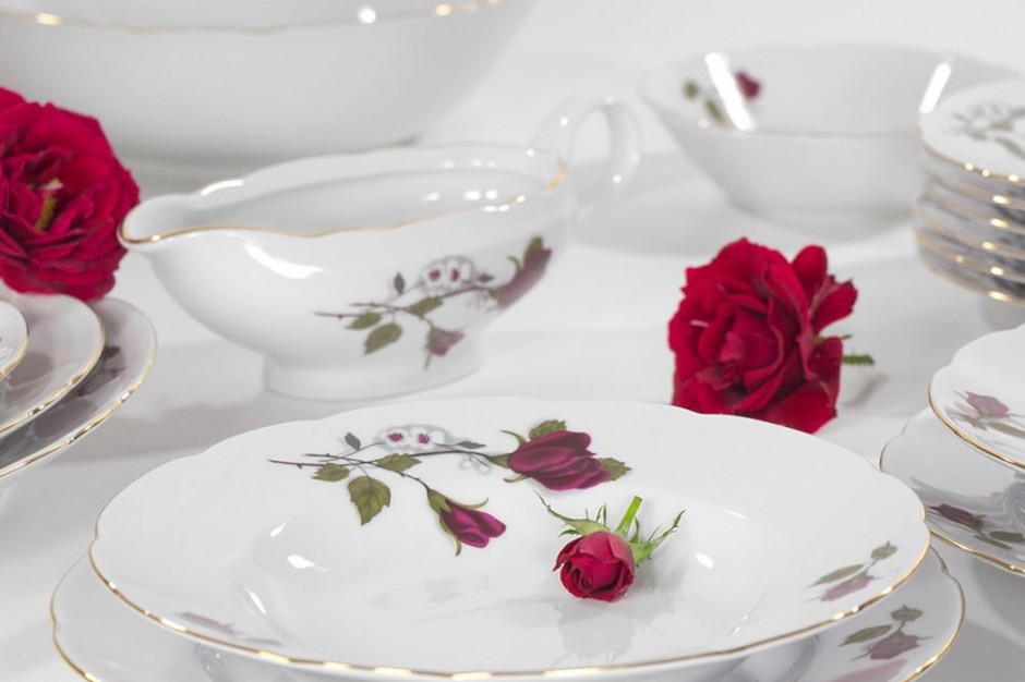 Kolekcja Feston Róża Angielska fot. mat. prasowe Kolekcja porcelany, która zachwyca tradycyjnym wzornictwem