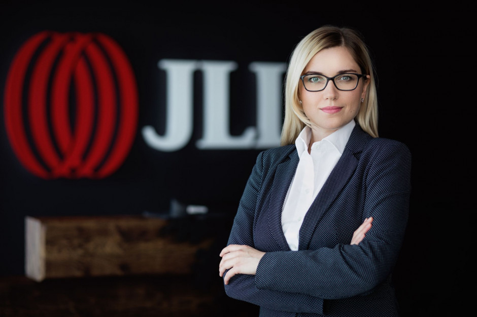 Aleksandra Gałabuda W Trójmieście nabywcy kupują mniejsze mieszkania, ale częściej za gotówkę