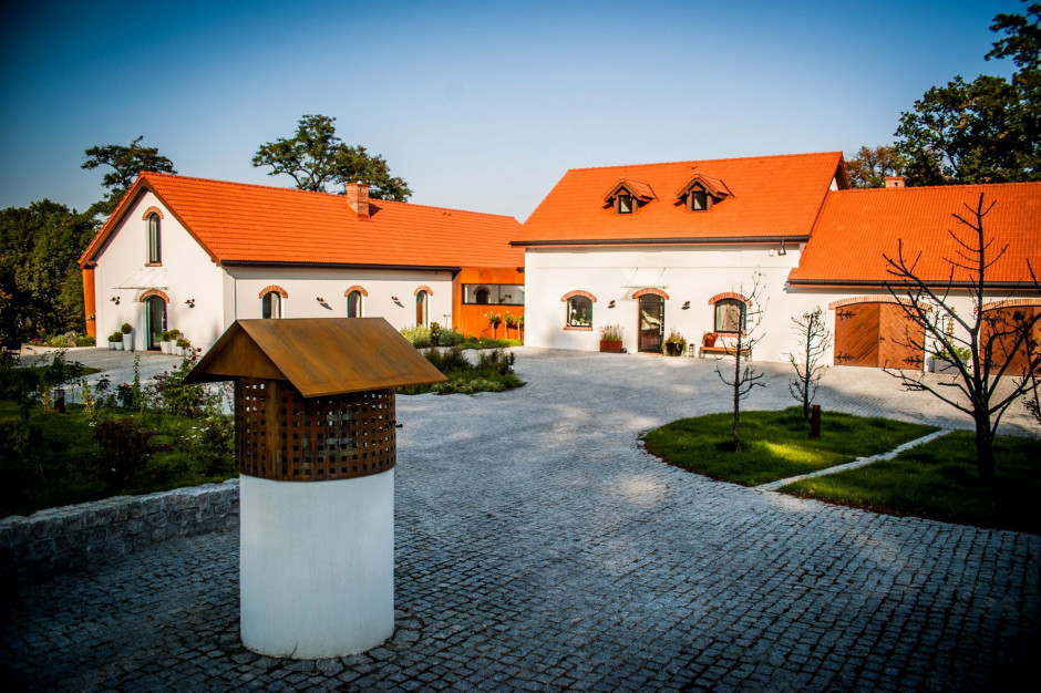 Fot. mat. pras. Zabytkowy folwark w Chorowicach uratowany. Tak wygląda budynek po remoncie