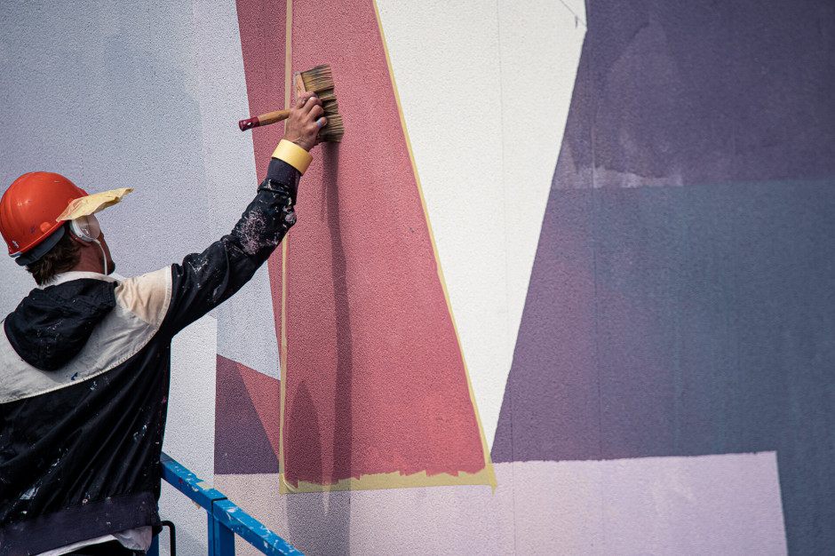 Mural na fasadzie inwestycji Stalowa 39 w Warszawie. Fot. mat. pras. Mural na Stalowej 39 w Warszawie już skończony