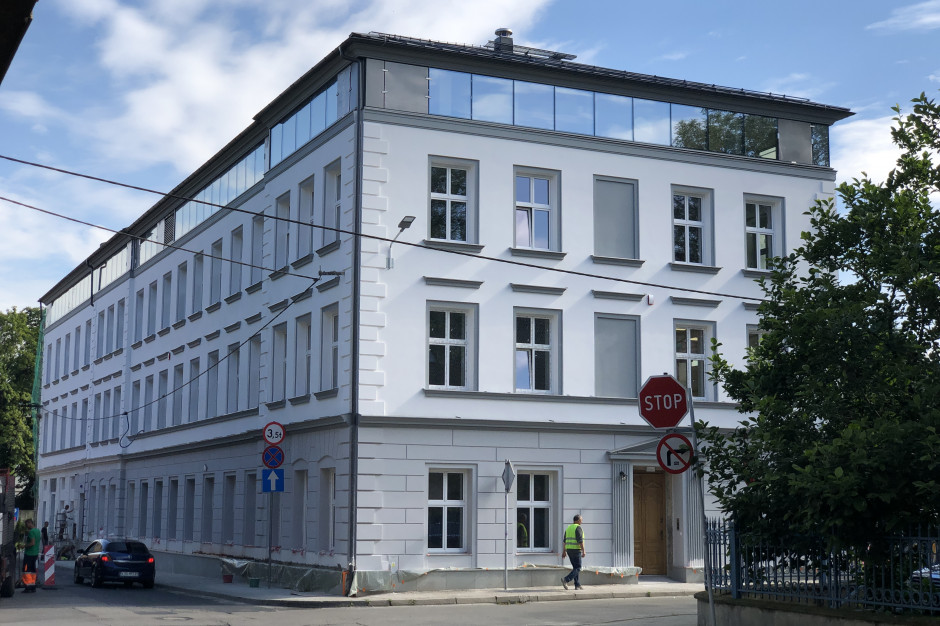 Fot. mat. pras. Neoklasycystyczna kamienica w centrum Bielska-Białej odzyskuje blask