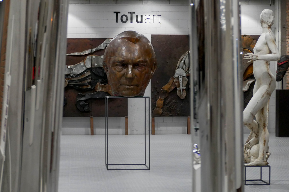 Fot. mat. pras. Rzeźby z muzeum przenoszą się do mieszkań