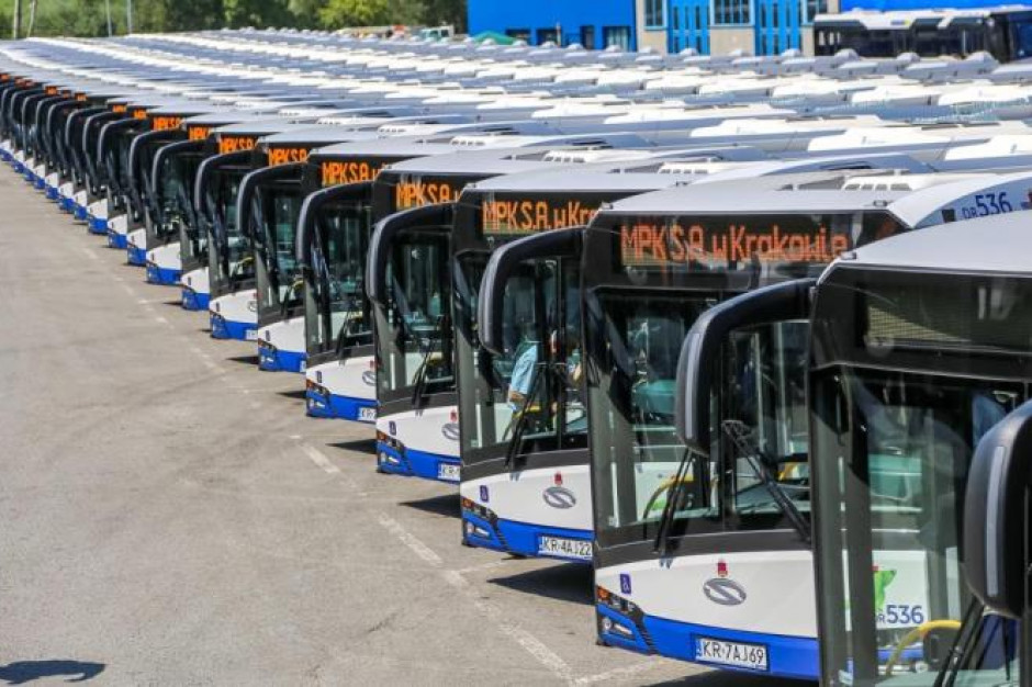 Firma Solaris Bus & Coach dostarczyła pierwsze 10 z 50 nowych autobusów elektrycznych. Fot. MPK Kraków Nowe elektryczne autobusy wyjechały na ulice Krakowa