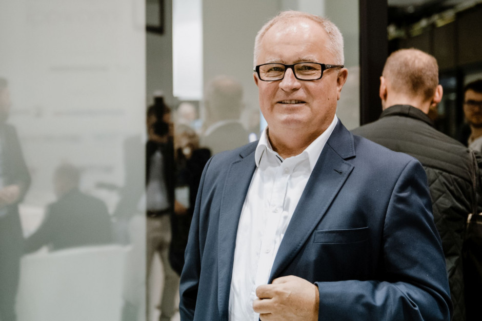 Wacław Figiel, prezes marki OknoPlus Wacław Figiel. Okno Plus: Należało stanąć na wysokości zadania