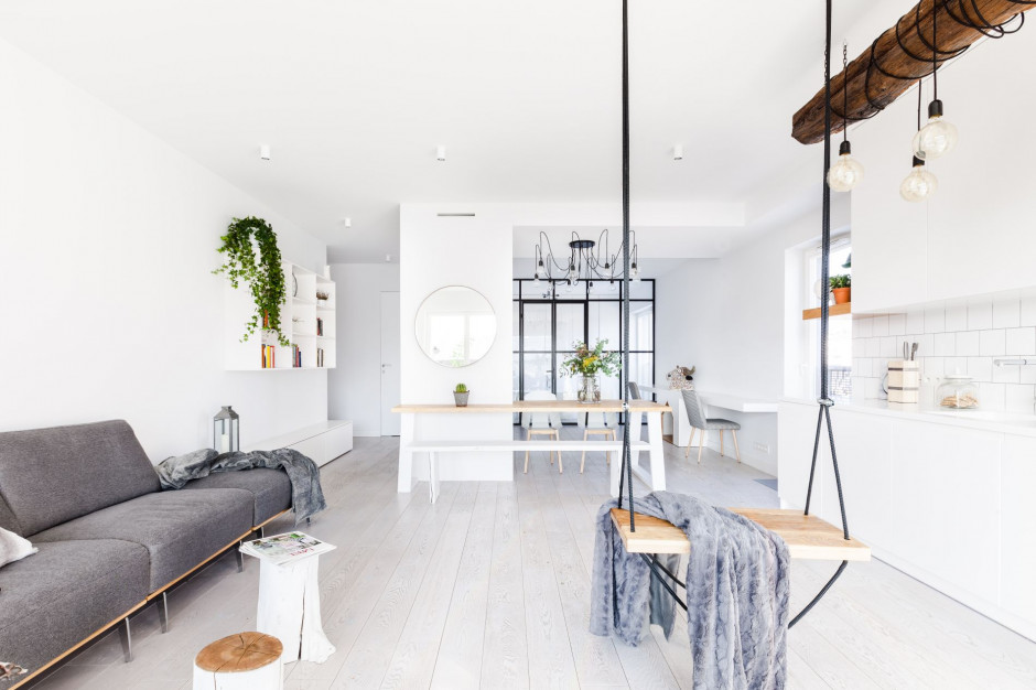 Fot. Pion Studio Nieśmiertelna biel w nowoczesnym apartamencie