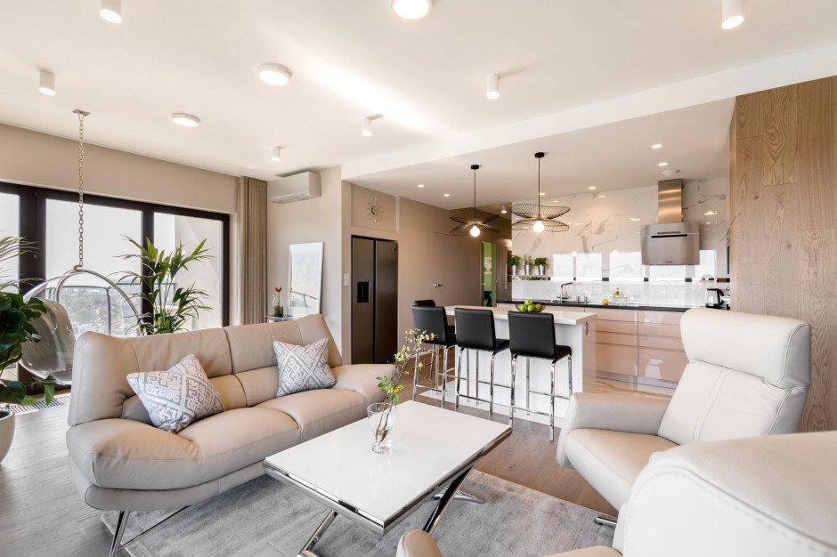 Wszystkie wnętrza w apartamencie wykończono i umeblowano z taką samą uważnością. Fot. Łukasz Bera Jasny i przytulny apartament w centrum Wrocławia