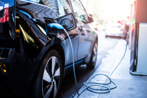 Raport: pojazdy elektryczne zdominują 70 procent europejskiego rynku w 2040 roku