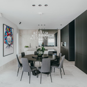 Tak urządzono nowoczesny apartament z widokiem