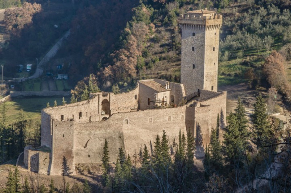 Zamek we Włoszech. Fot. www.christiesrealestate.com TOP 5 najmniejszych zamków wystawionych na sprzedaż