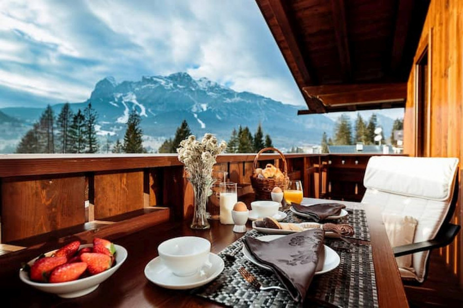 Prywatna górska willa w Cortina d’Ampezzo. Fot. www.airbnb.pl Top 7 górskich domów na wynajem