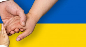 PKO BP przedłuża do końca kwietnia termin zbiórki na pomoc dla Ukrainy