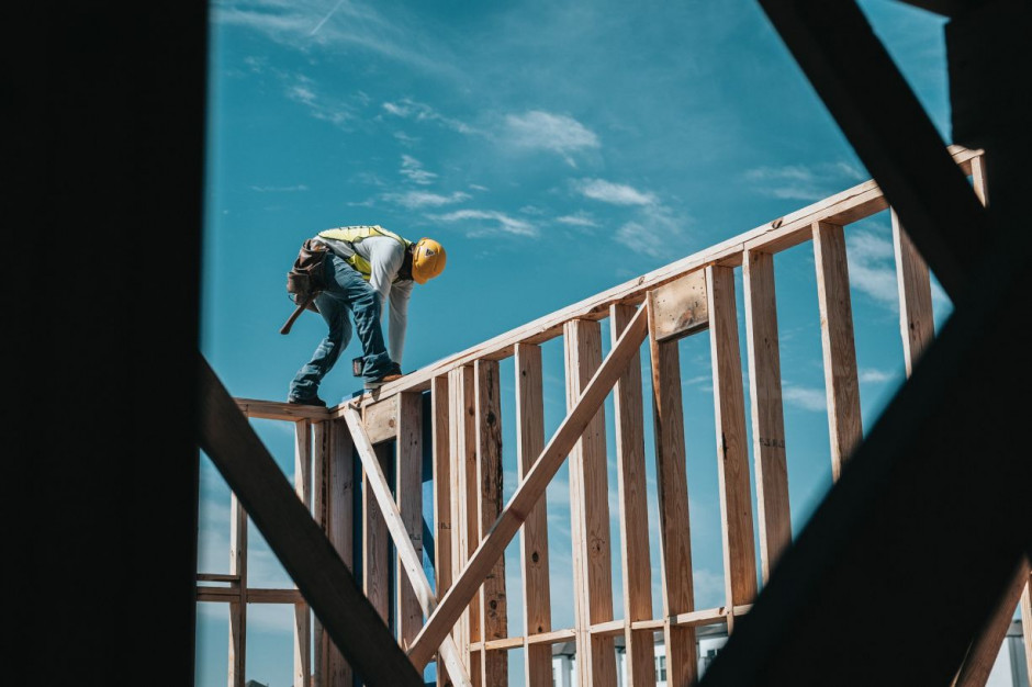 Wkrótce zakończy się budowa bloku socjalnego z 13 mieszkaniami w Andrychowie. Fot. unsplash.com (Josh Olalde). Kończy się budowa mieszkań socjalnych w Andrychowie